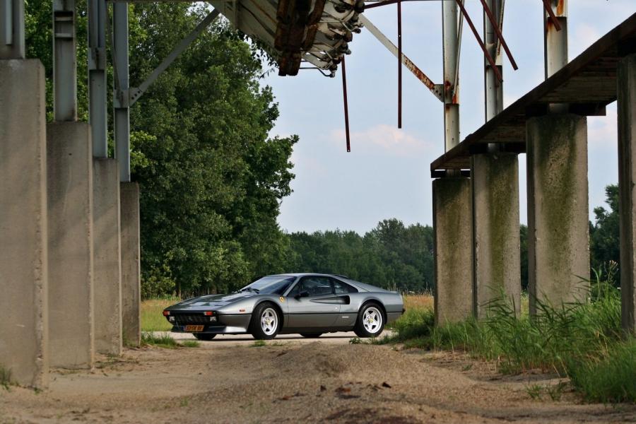  Ferrari 308 GTB Quattrovalvole 1982 года  (фото 50 из 61)